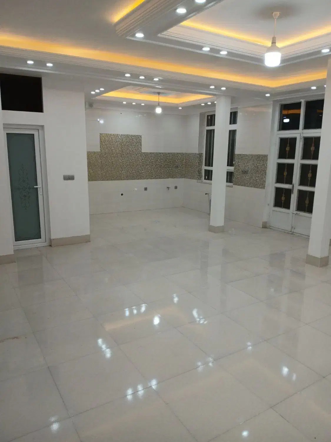 ویلایی / تمام اسکلت / صفر و شیک / والفجر|فروش خانه و ویلا|تربت جام, والفجر|دیوار