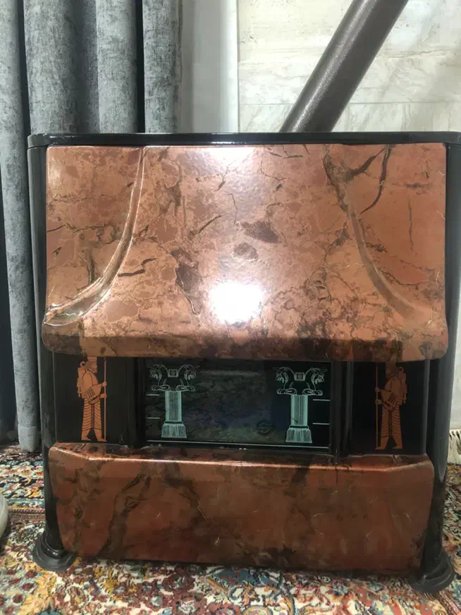 بخاری گازی بزرگ کم کاردرحدنوت|بخاری، هیتر، شومینه|بانه, |دیوار