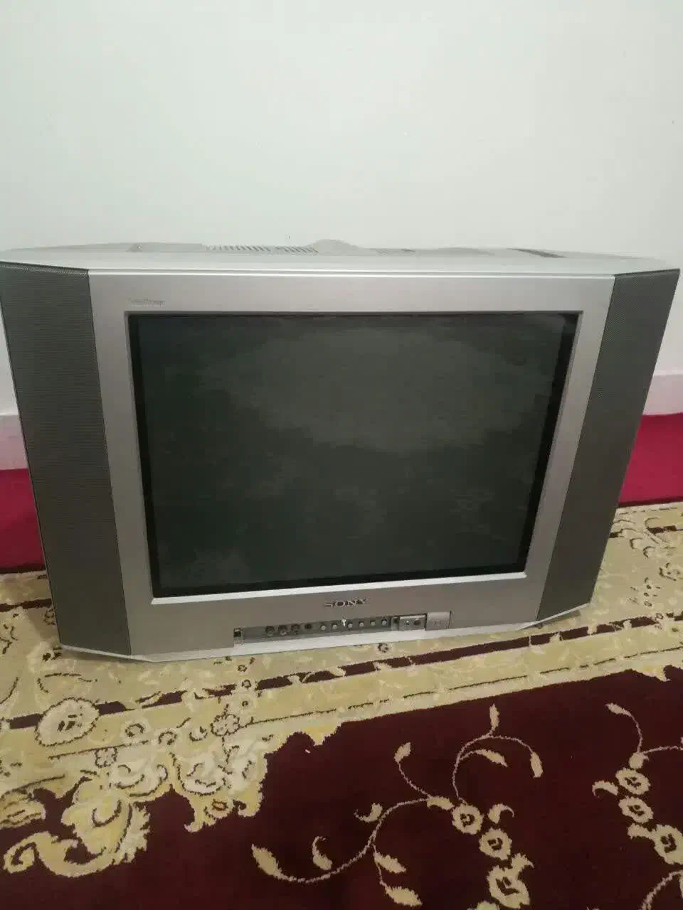 تلوزیون۲۱ سونی در حد نو|تلویزیون و پروژکتور|زنجان, |دیوار