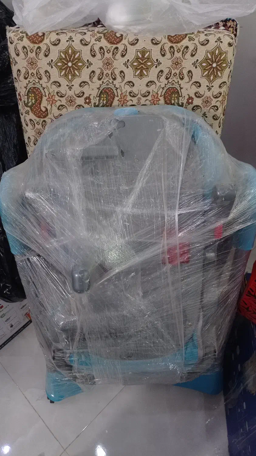 صندلی غذای کره ای|تخت و صندلی بچه|اسلامشهر, شاطره|دیوار