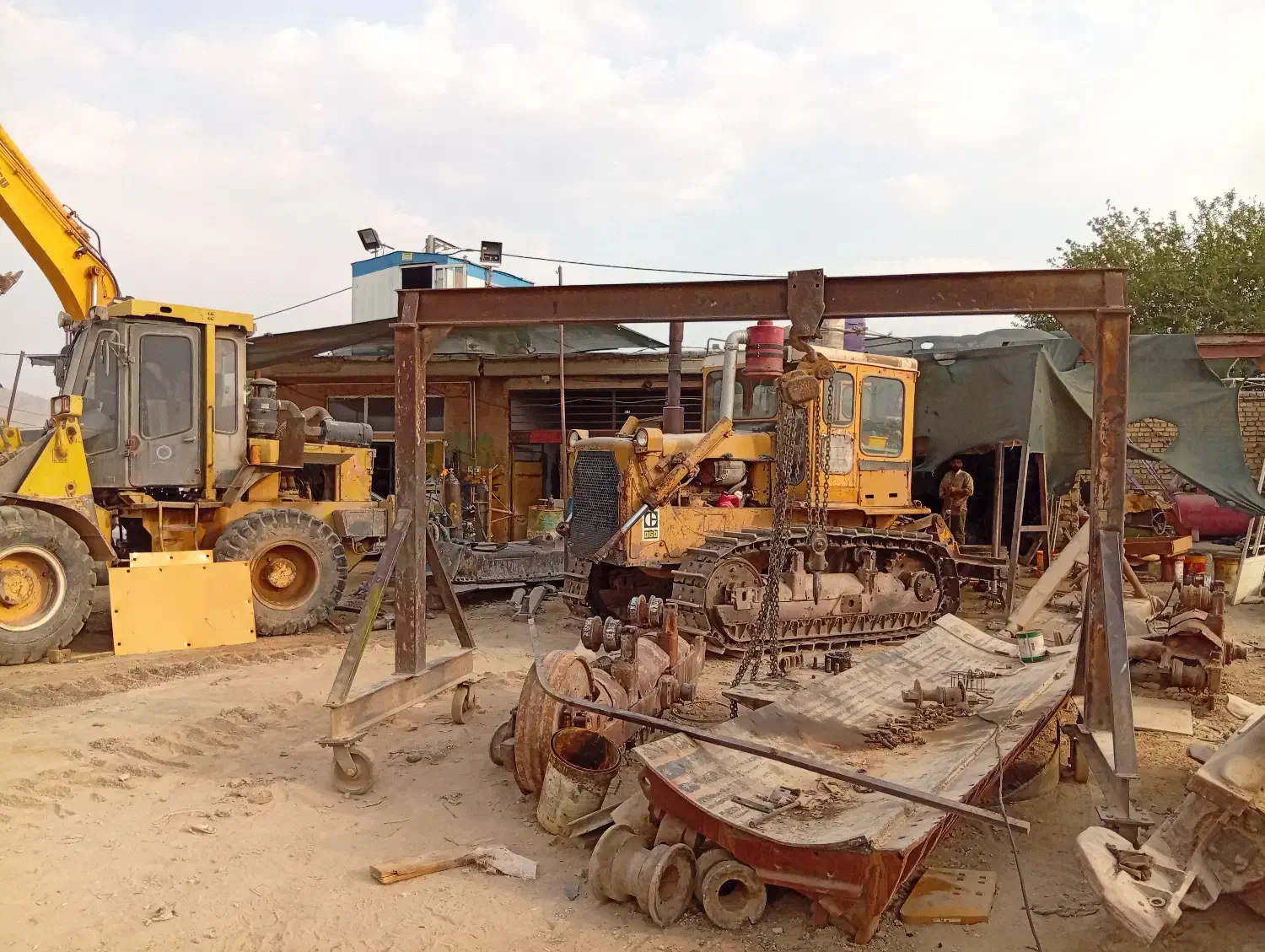 گاراژ تجاری|فروش دفتر صنعتی، کشاورزی، تجاری|اصفهان, شاهزاده ابراهیم|دیوار