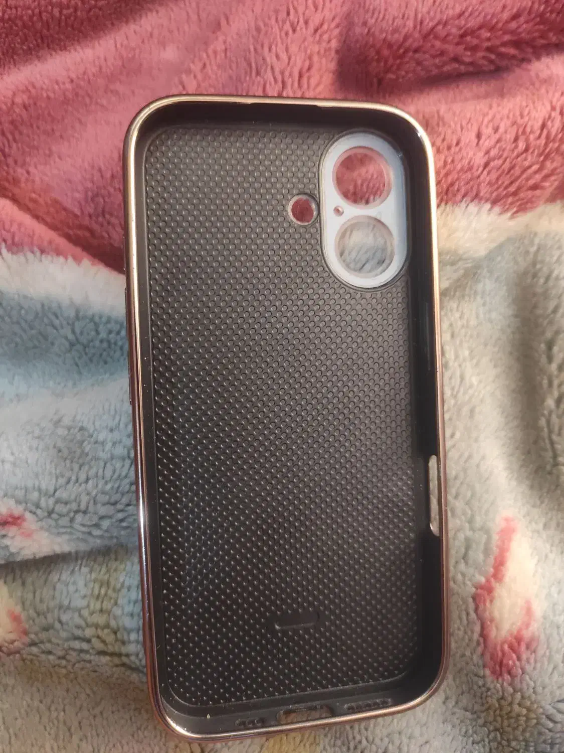 کاور گوشی ایفون 16صحرایی|لوازم جانبی موبایل و تبلت|شیراز, شاهچراغ|دیوار