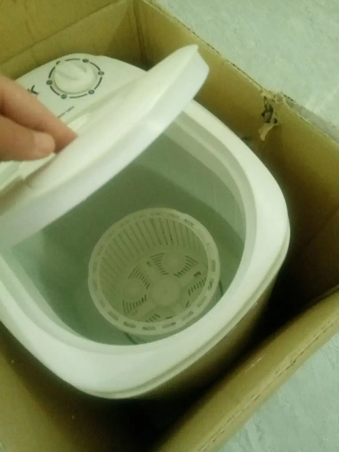 کهنه شور بچه اصلا ازکارتن بیرون نیاوریم بهترن مارک|ماشین لباسشویی و خشک‌کن لباس|سنندج, |دیوار