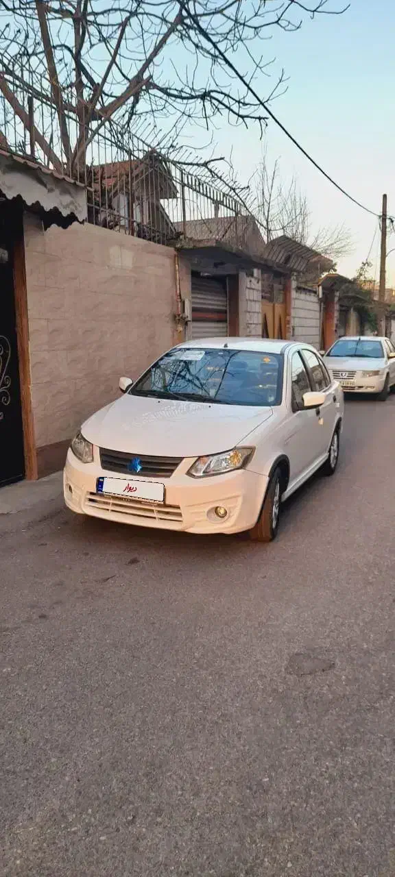 ساینا مدل ۹۶|خودرو سواری و وانت|رشت, استقامت ۱|دیوار