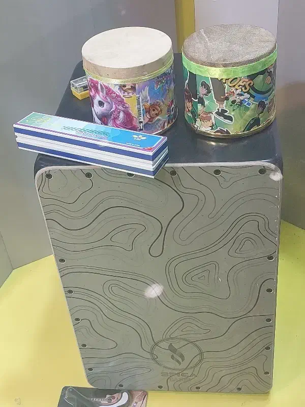 کاخن ،سازدهنی،طبلک|آلات موسیقی|قوچان, |دیوار