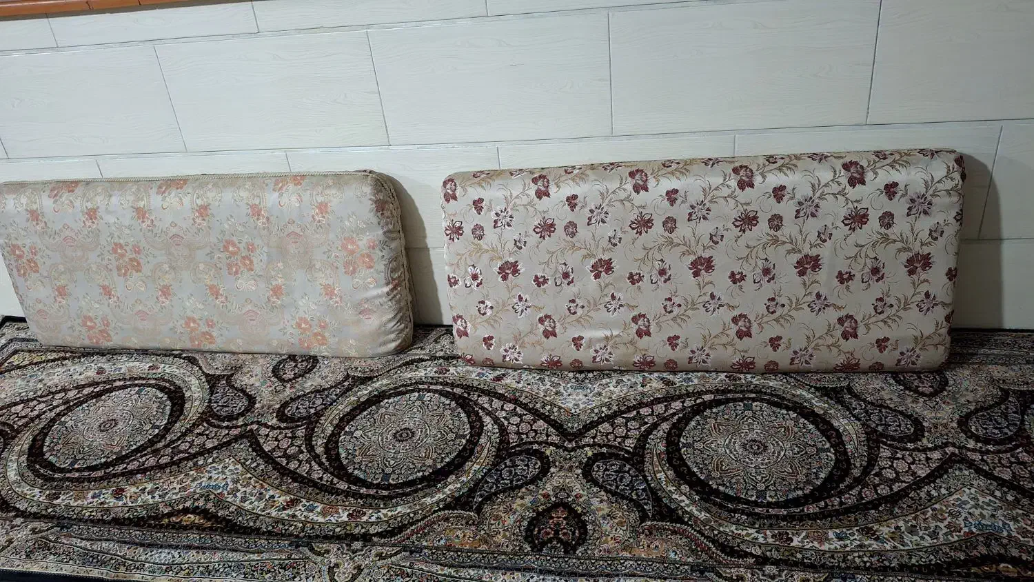پشتی دورو|پشتی|صباشهر, |دیوار