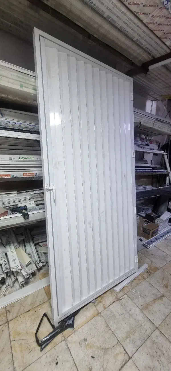 توری پیلیسه وساده|خدمات پیشه و مهارت|کیش, |دیوار