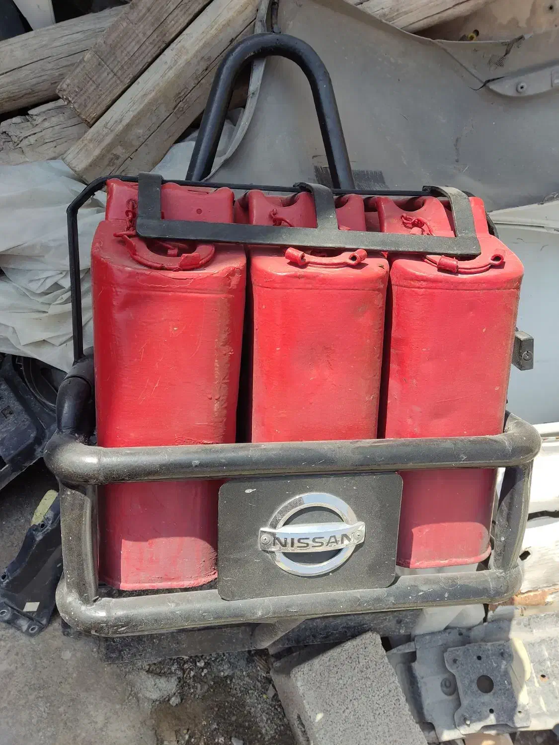 گالن بنزین برای ماشینهای آفرود و سپر|قطعات یدکی و لوازم جانبی|پیر بکران, |دیوار