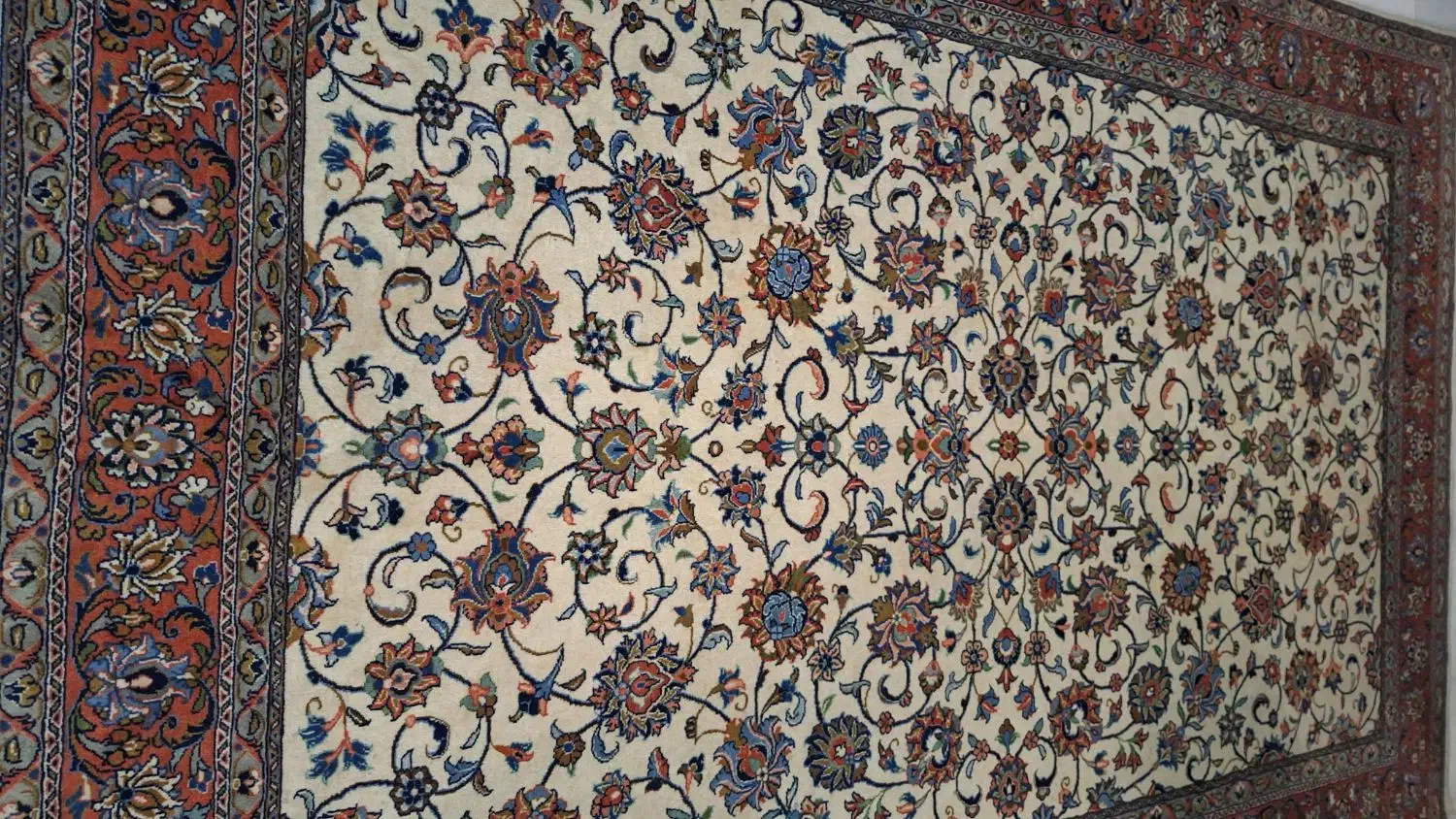 فرش دستباف ۶ متری ساروق افشان|فرش|تهران, زرگنده|دیوار