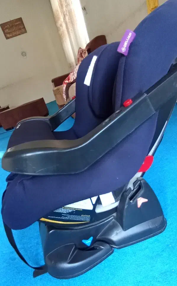 صندلی ماشین|تخت و صندلی بچه|سقز, |دیوار