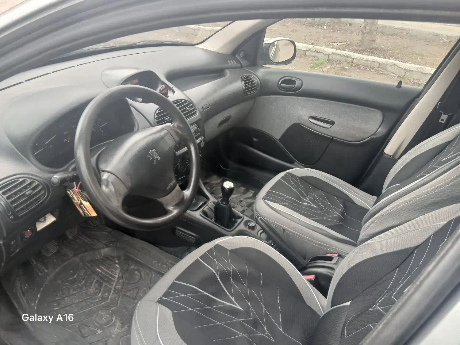 پژو ۲۰۶ Sd مدل ۱۳۹۰|خودرو سواری و وانت|شیروان (خراسان), |دیوار