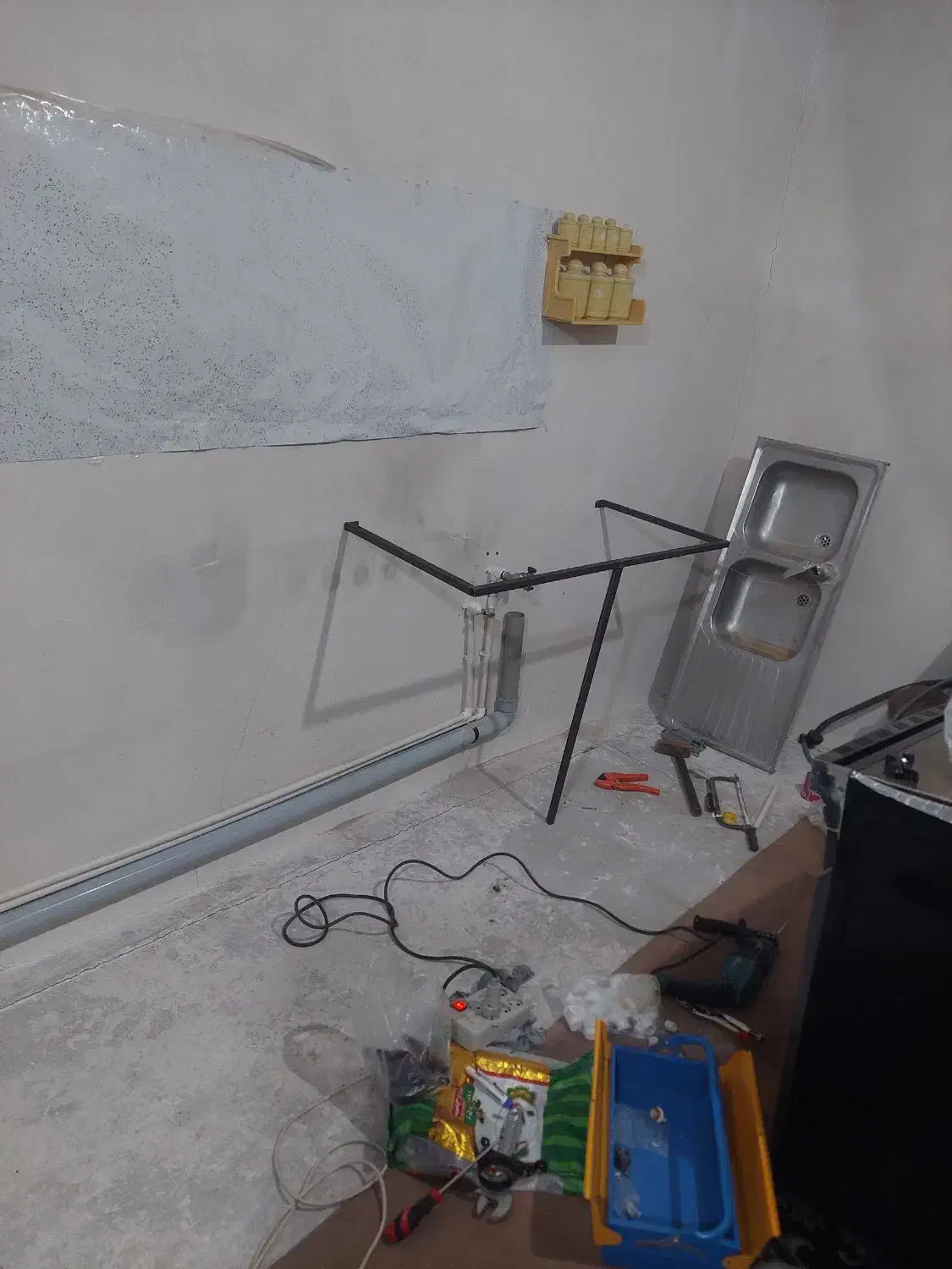 لول کشی آب وفاضلاب شیرآلات و نصب رادیاتور|خدمات پیشه و مهارت|سیرجان, |دیوار