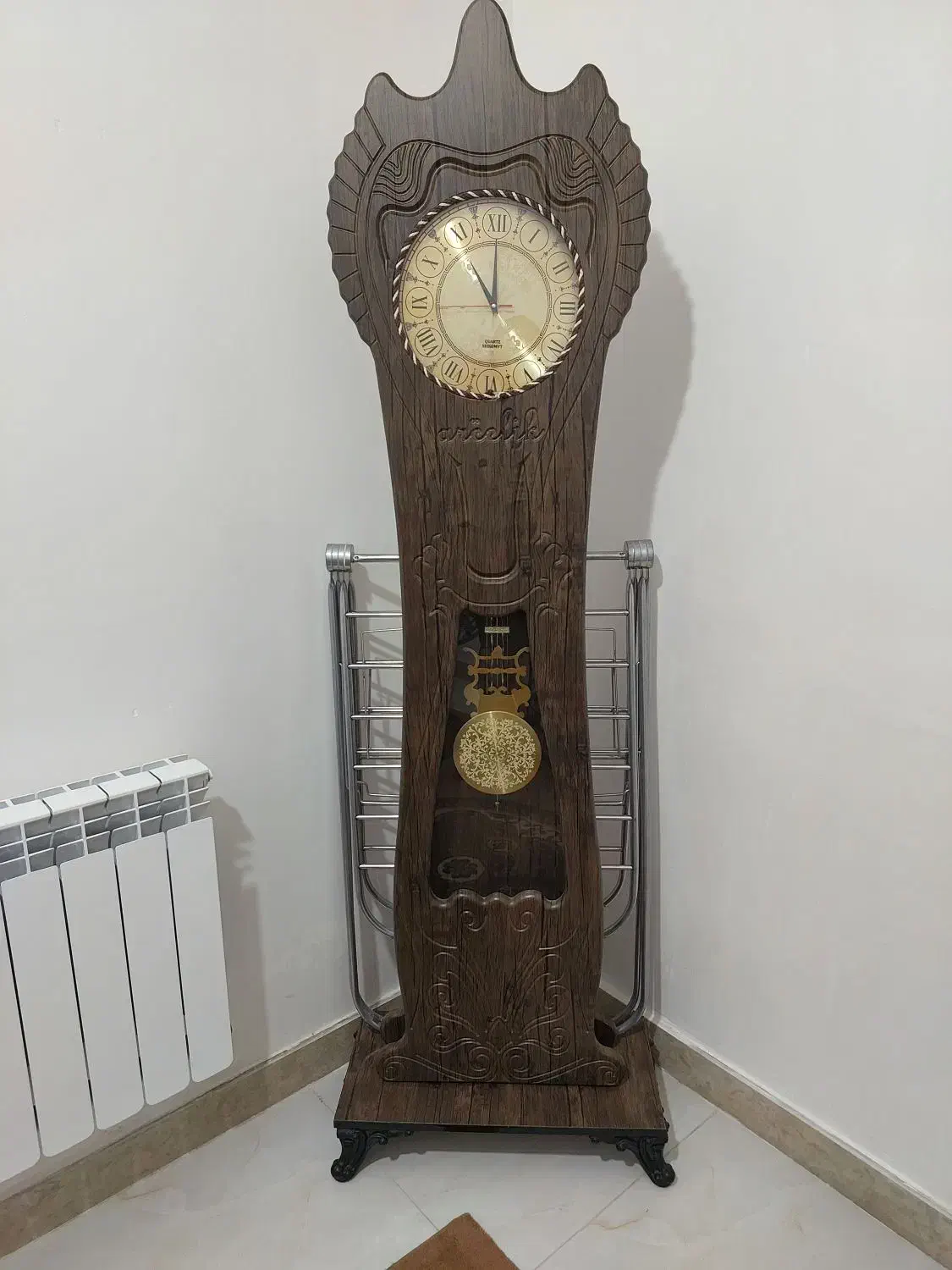 ساعت ایستاده خانگی در حد نو بدون خط وخش|ساعت دیواری و تزئینی|اسلام‌‌آباد غرب, |دیوار