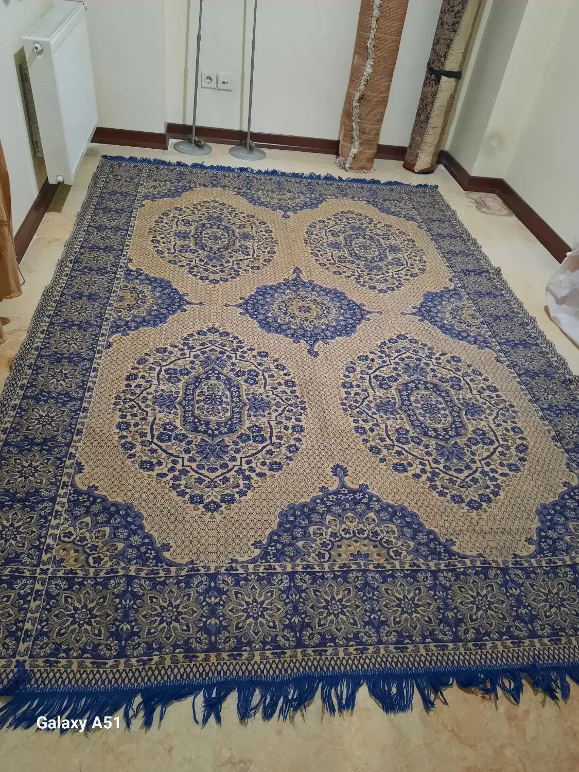 روفرشی|روفرشی|چمستان, |دیوار