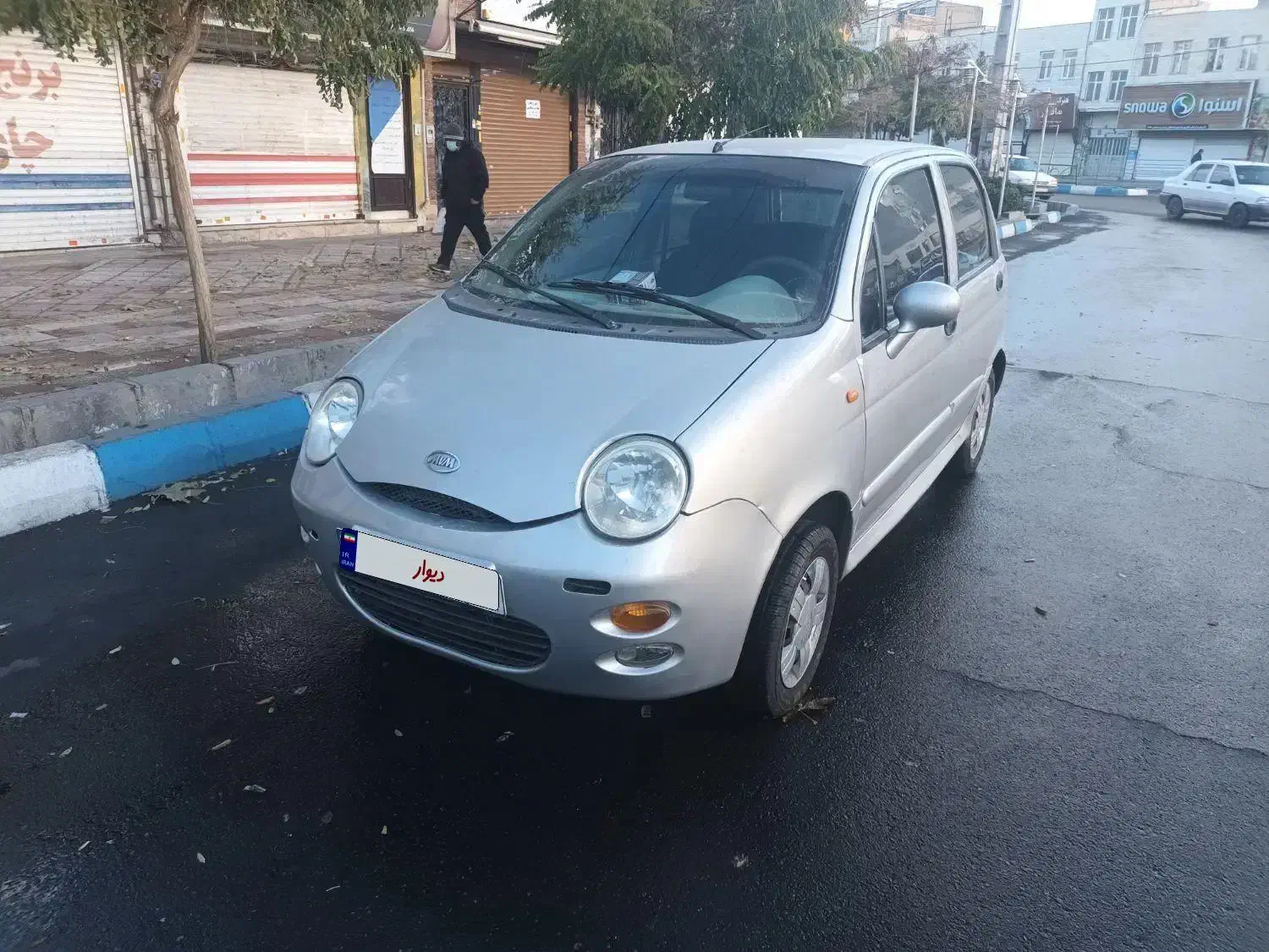 ام وی ام 110 سه سیلندر|خودرو سواری و وانت|اندیشه, اندیشه فاز ۴|دیوار