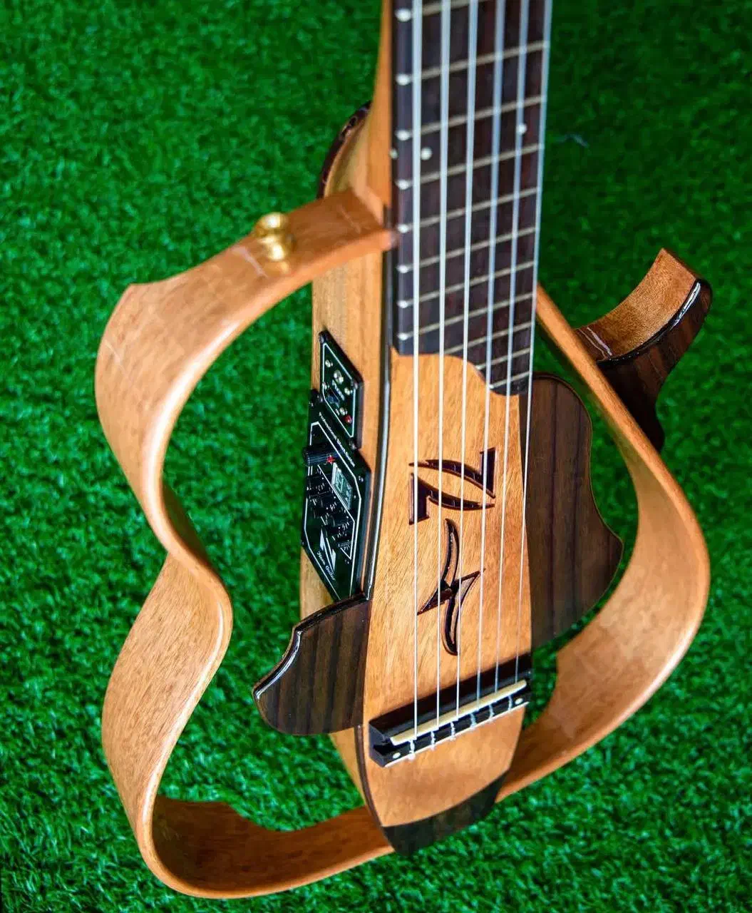 گیتار سایلنت یاماها و نوا گیتار گودین و طرح گودین|گیتار، بیس، امپلیفایر|کرج, باغ سیب|دیوار