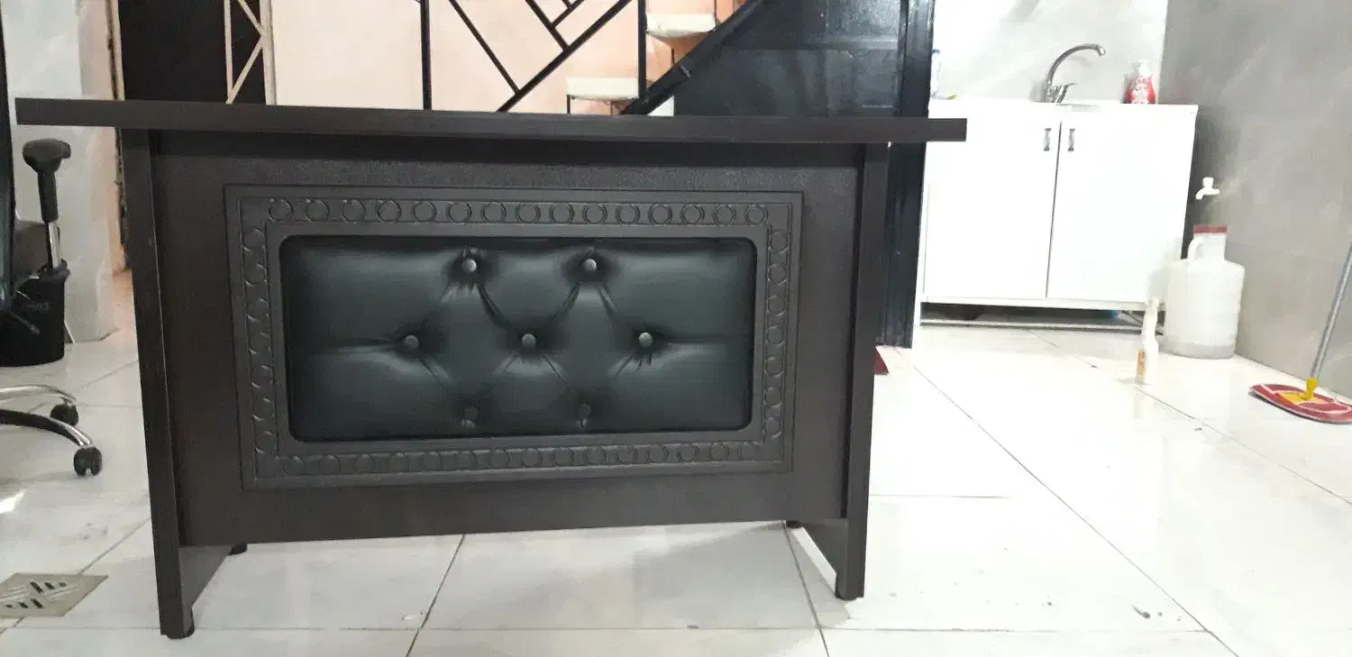 میز مدیریتی به همراه صندلی|مبلمان اداری|رشت, آب و برق|دیوار