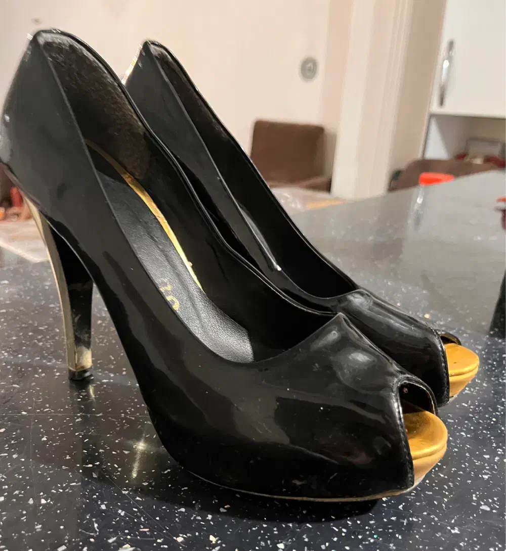 کفش مجلسی ولژدار|کیف، کفش، کمربند|چالوس, |دیوار