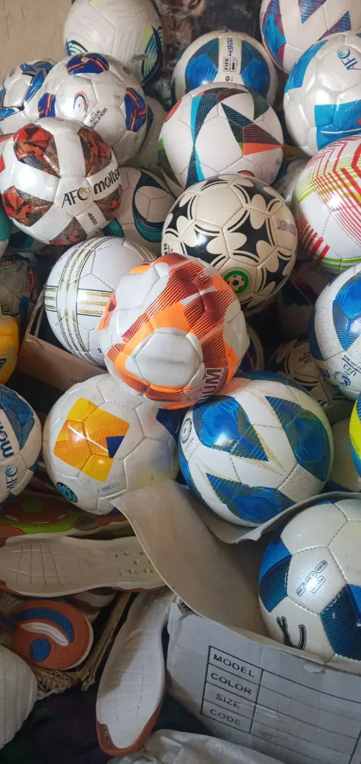 توپ پاکستانی از پانصد تا یک میلیون در همه مدل|ورزشهای توپی|باسمنج, |دیوار