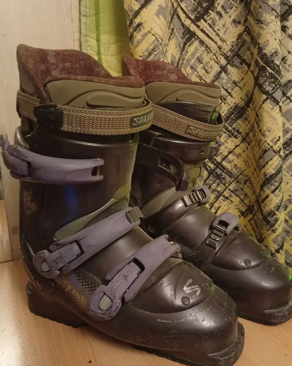 بوت اسکی salomon اصل|ورزش‌های زمستانی|ری, شهادت|دیوار
