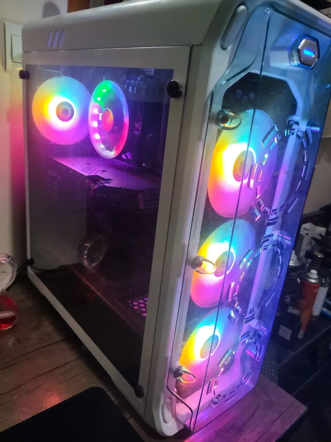 کیس گیمینگ و طراحی در حد|رایانه رومیزی|خمینی‌شهر, |دیوار