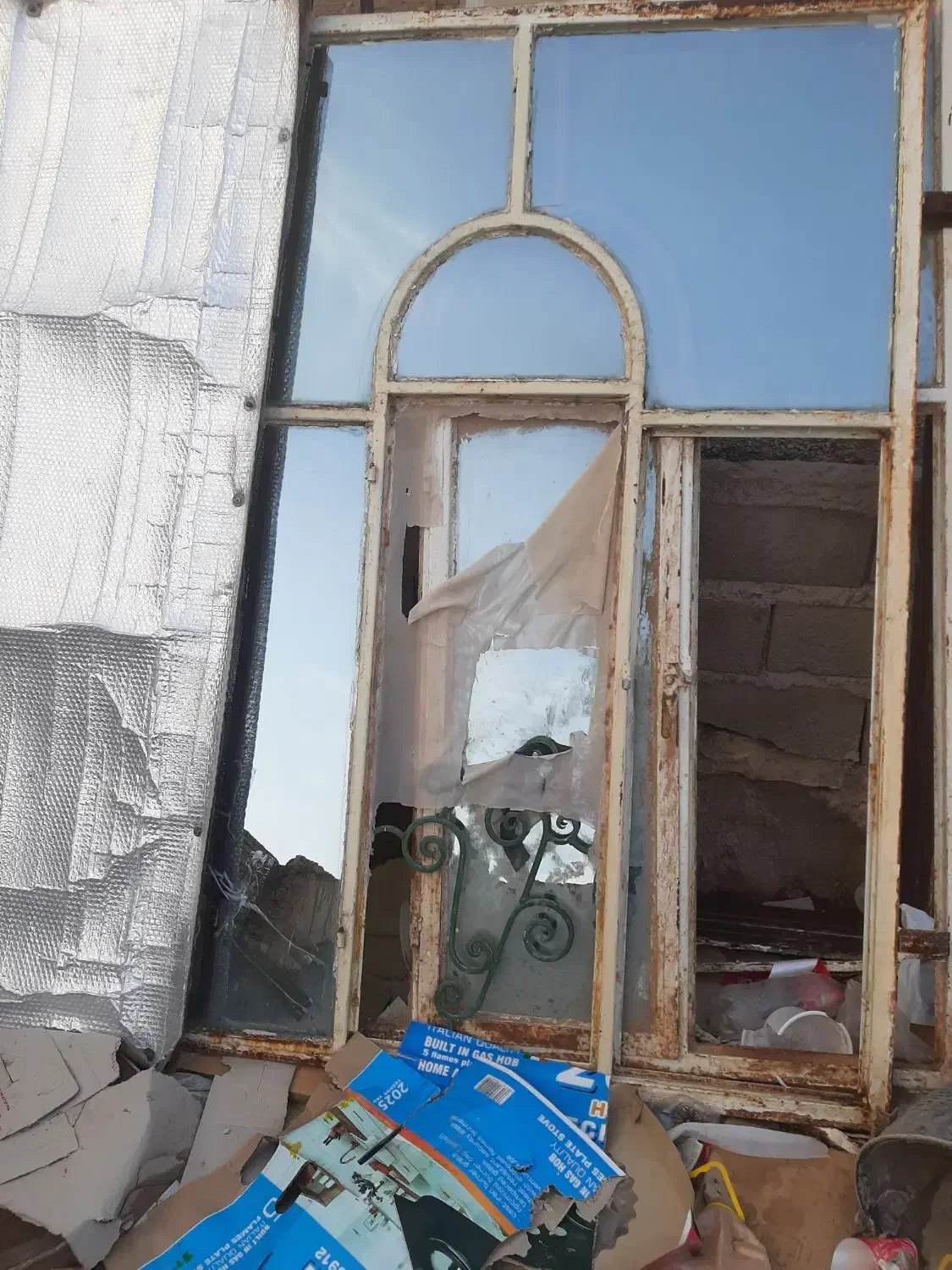 درب وپنجره اهنی|مصالح و تجهیزات ساختمان|ملک‌آباد, |دیوار