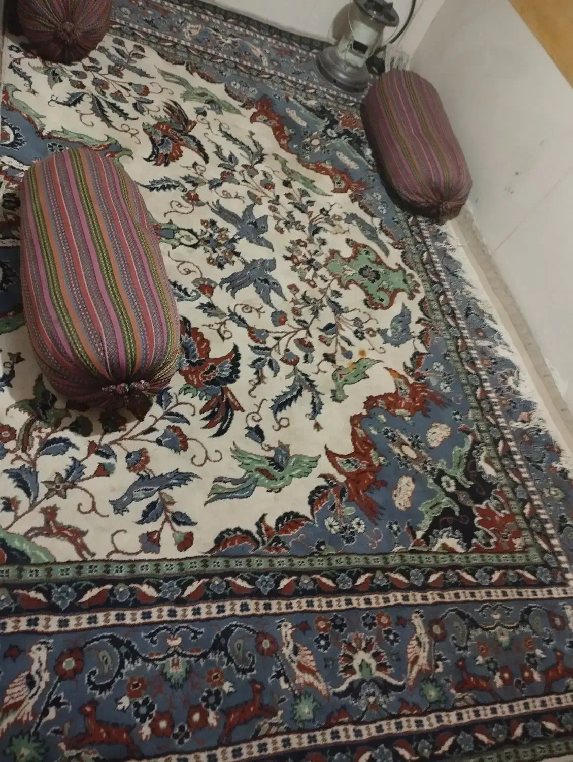 قالی 6متری و بالشت سنتی|فرش|نیشابور, مازول|دیوار