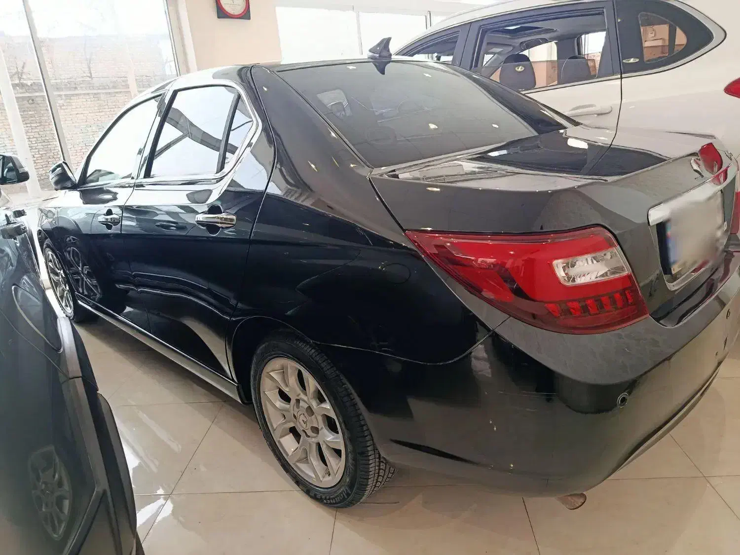 دنا پلاس اتومات مدل 403|خودرو سواری و وانت|مشهد, شریف|دیوار