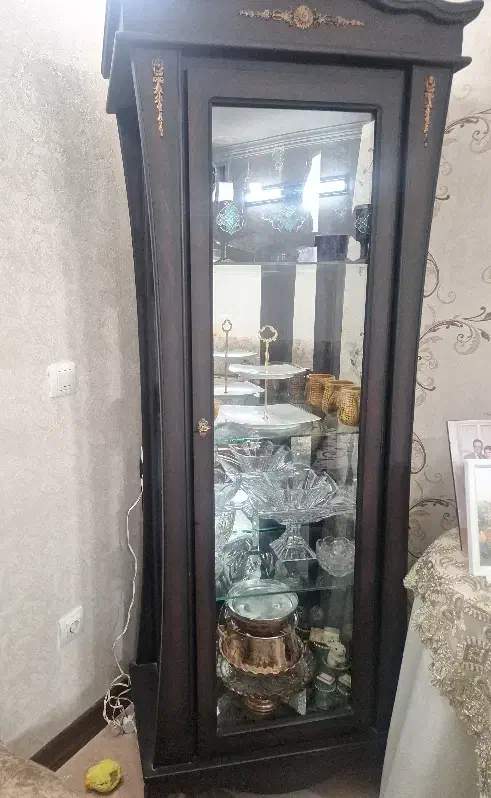 ویترین چوبی|بوفه، ویترین، کنسول|ابریشم, |دیوار