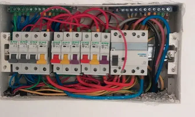 برقکاری صنعتی برقکار ساختمان برقکشی باغ شبانه روزی|خدمات پیشه و مهارت|دزفول, |دیوار