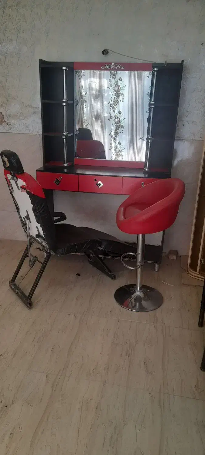 صندلی جک دار|آرایشگاه و سالن‌های زیبایی|سبزوار, شرق کال عیدگاه|دیوار