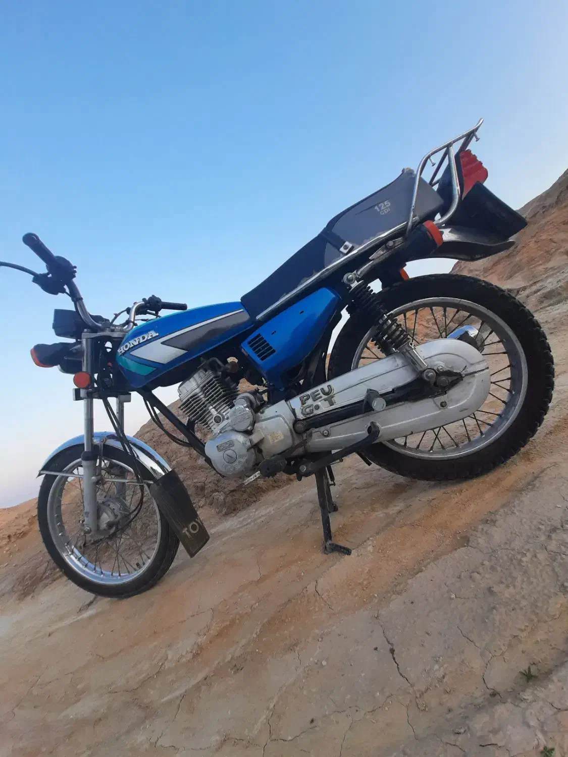 200 دست ساز (دنده سیبی)|موتورسیکلت|آوج, |دیوار