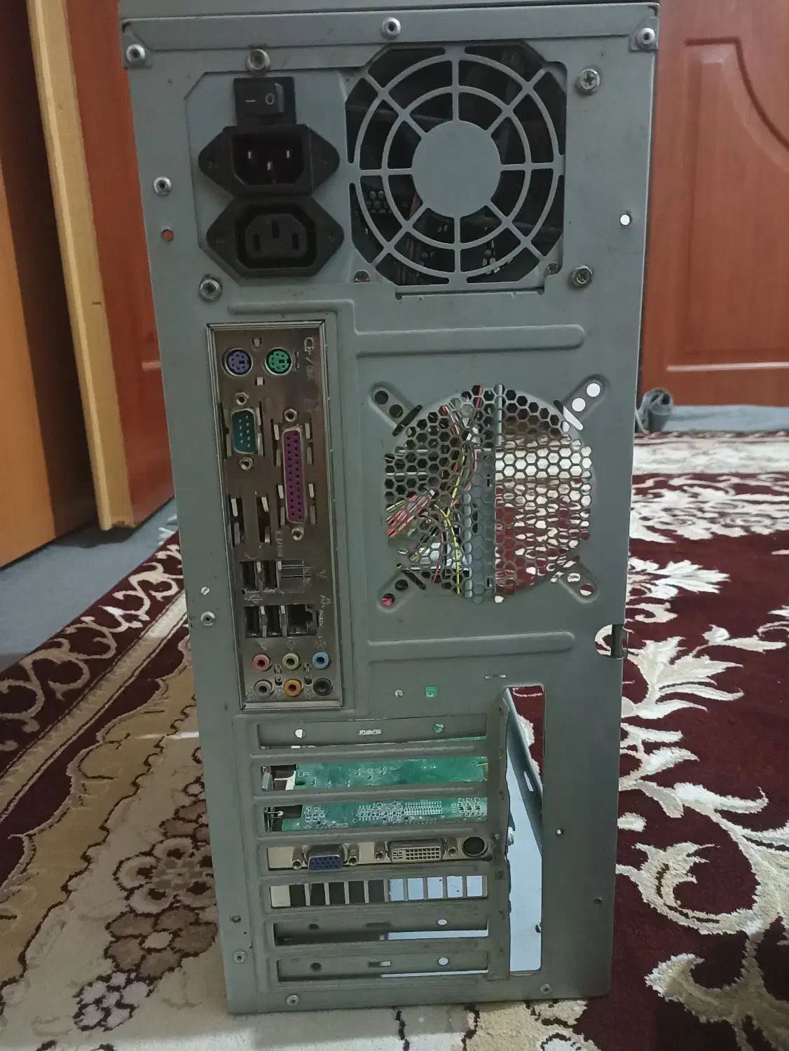 کامپیوتر دسته دوم|رایانه رومیزی|تایباد, |دیوار