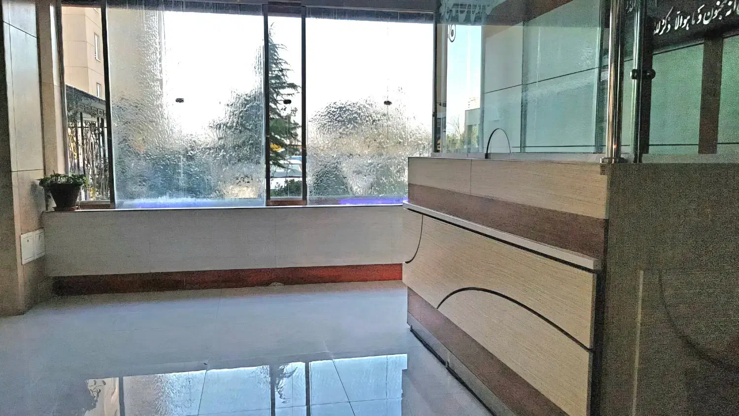 ۱۲۵ متر برج فول امکانات در سایت عقاب  ۲ تراس بزرگ