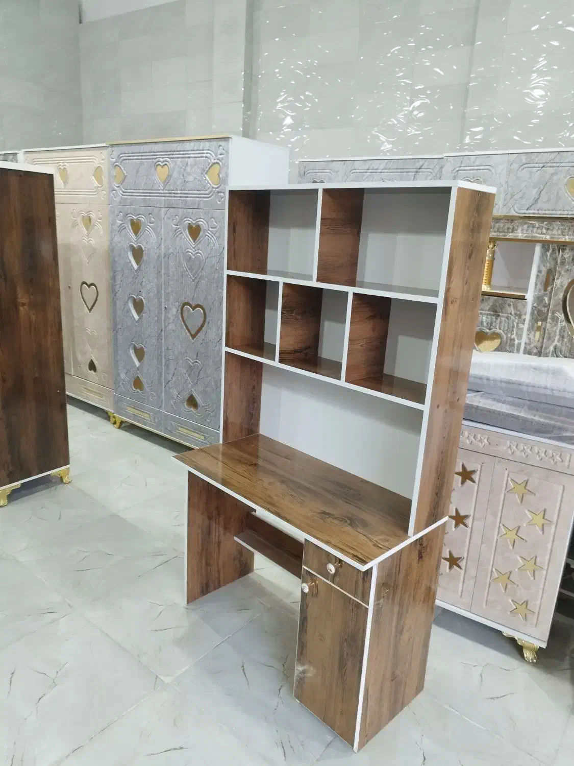 کمد کتابخانه|کتابخانه، شلف، قفسه‌های دیواری|زاهدان, |دیوار