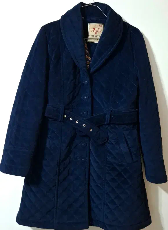 پالتو|لباس|گلپایگان, |دیوار