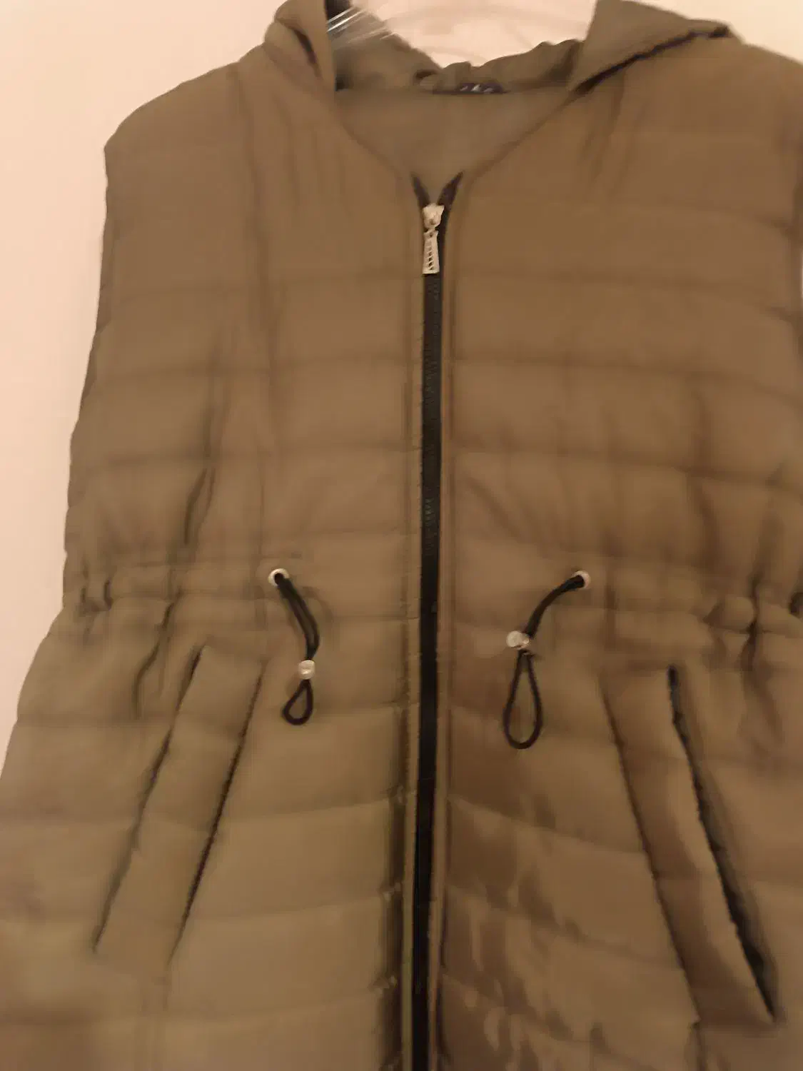 پافر بلند|لباس|چالوس, |دیوار