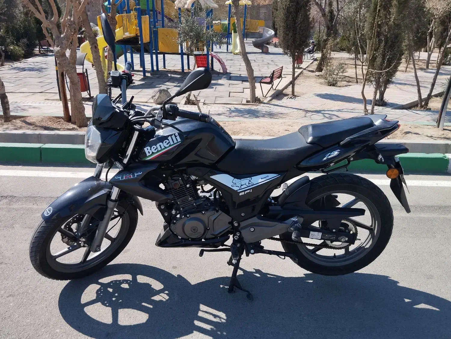 بنلی مدل 1403|موتورسیکلت|شهر ری, شهرک نظامی|دیوار