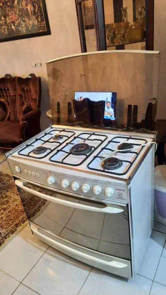 اجاق گاز ۵ شعله|اجاق گاز و لوازم برقی پخت‌وپز|شیراز, شهرک ایثار|دیوار