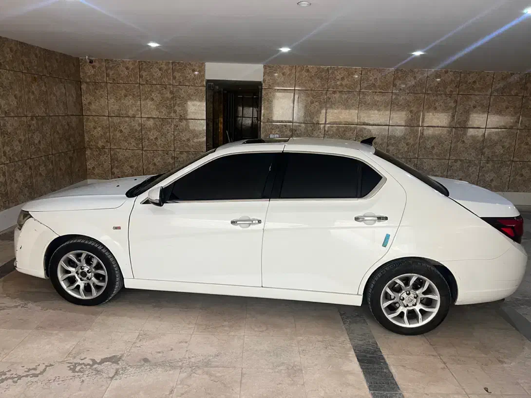 دنا پلاس|خودرو سواری و وانت|سیرجان, |دیوار