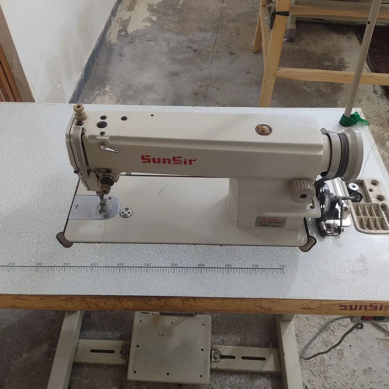 چرخ خیاطی سن سیر|چرخ خیاطی و ریسندگی|شازند, |دیوار