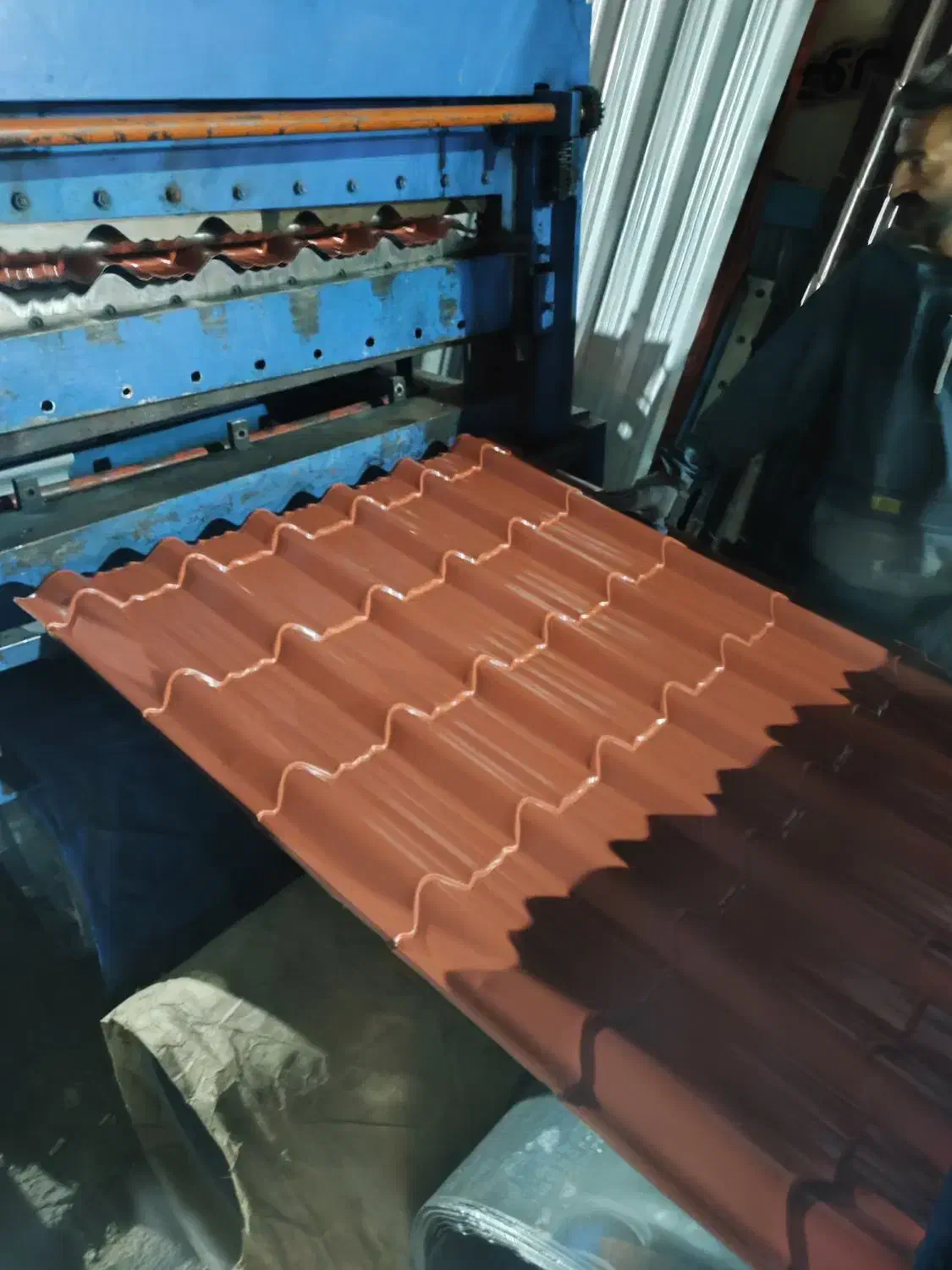 پوشش سقف کانکس ایرانیت اهنی حلب فلزی ویلا سوله|عمده‌فروشی|ری, بازار آهن|دیوار