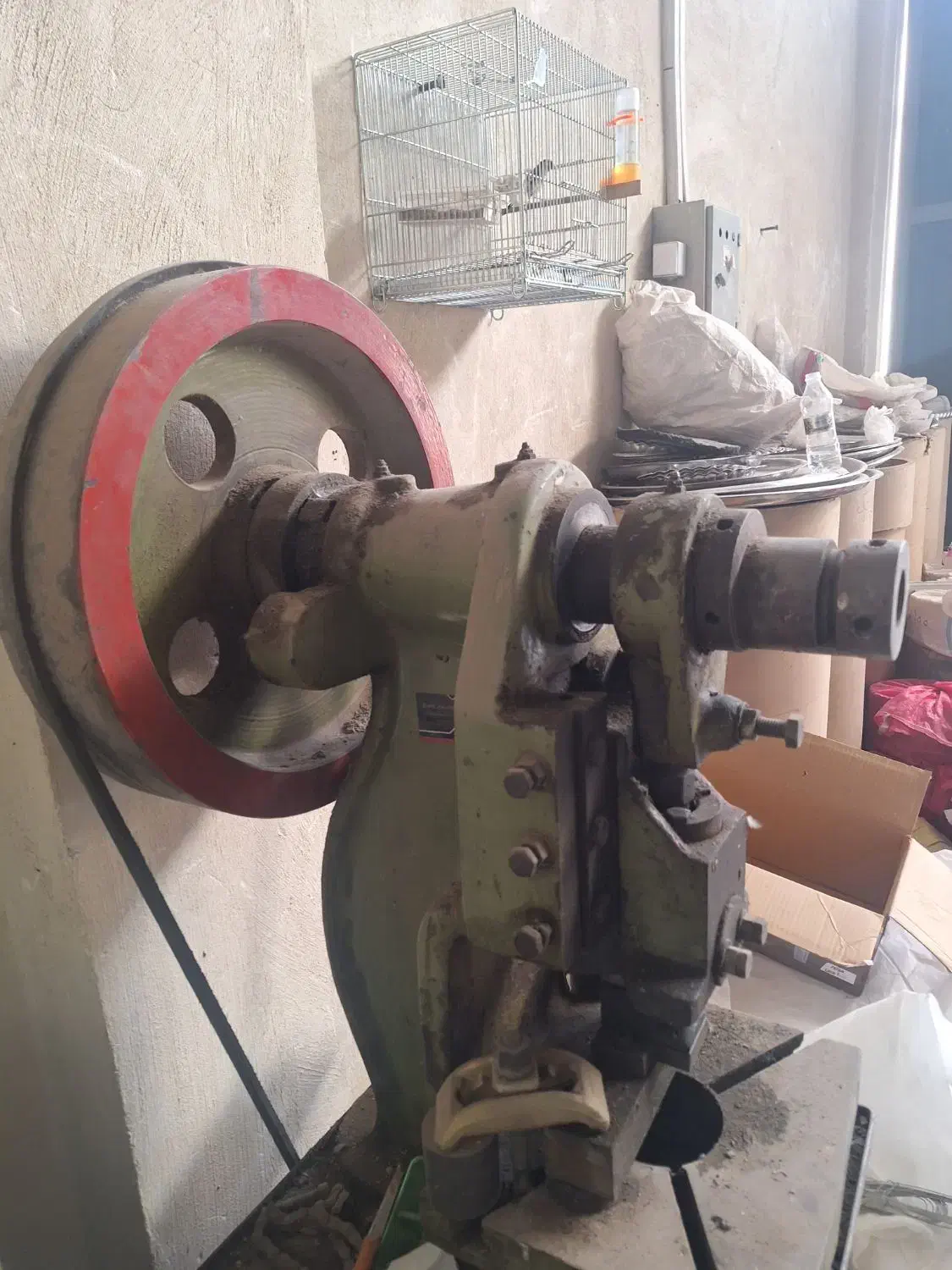 پرس۶تن|ماشینآلات صنعتی|اصفهان, جاوان|دیوار