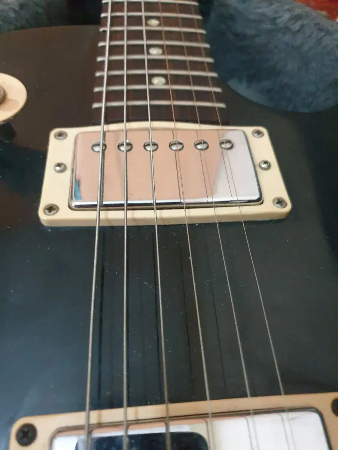 Gibson Les Paul|گیتار، بیس، امپلیفایر|شیراز, معالی‌آباد|دیوار