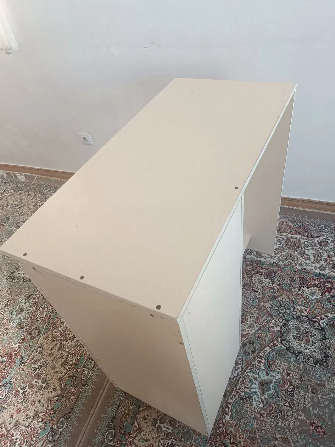 میز تحریر|میز تحریر و کامپیوتر|هشتگرد, ینگی امام|دیوار