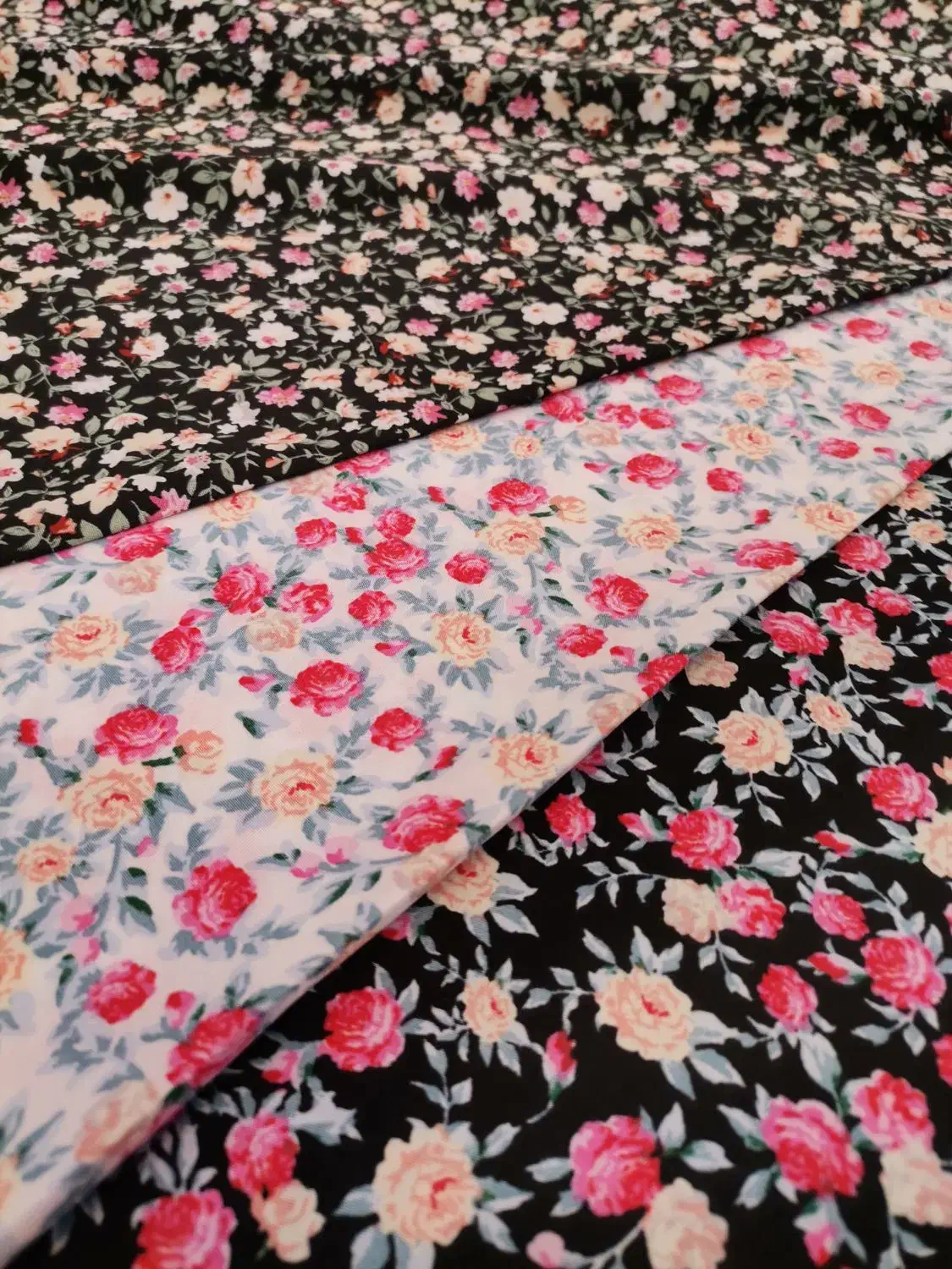 فروش ویژه پارچه‌های تونیک از 440.چادری از490|لباس|کرمان, |دیوار