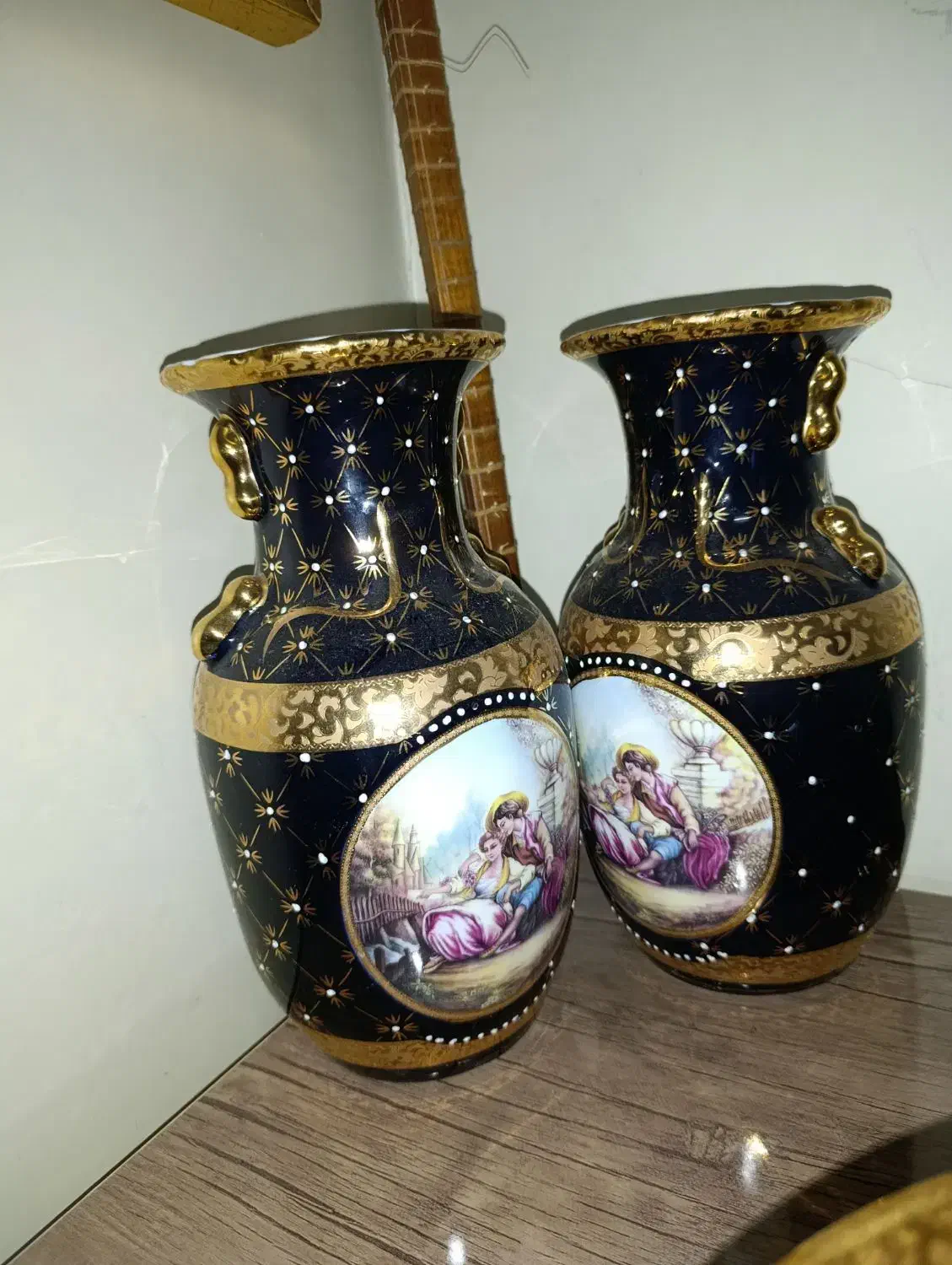 یک جفت گلدون ویه کاسه بشقاب سورمه ای|کلکسیون اشیاء عتیقه|اصفهان, شهید رجایی|دیوار