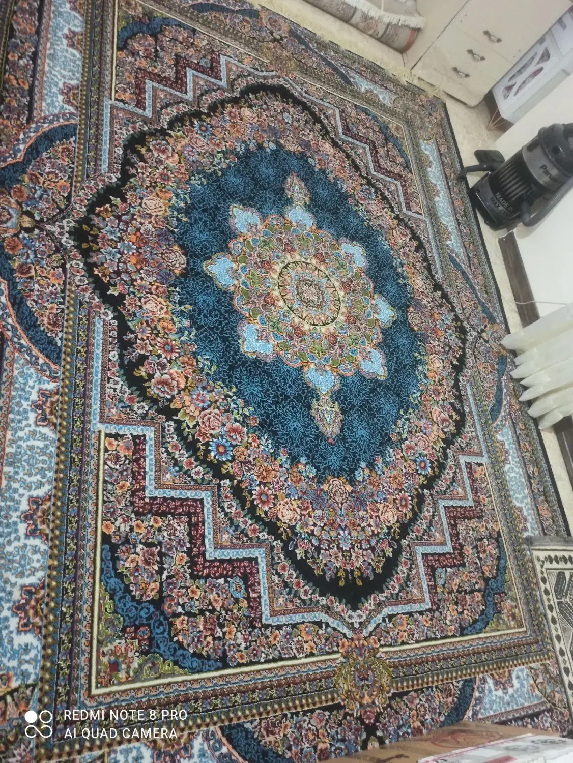 فروش فرش نه متری وموکت در دورنگ وچادر مسافرتی|فرش|کرمان, |دیوار