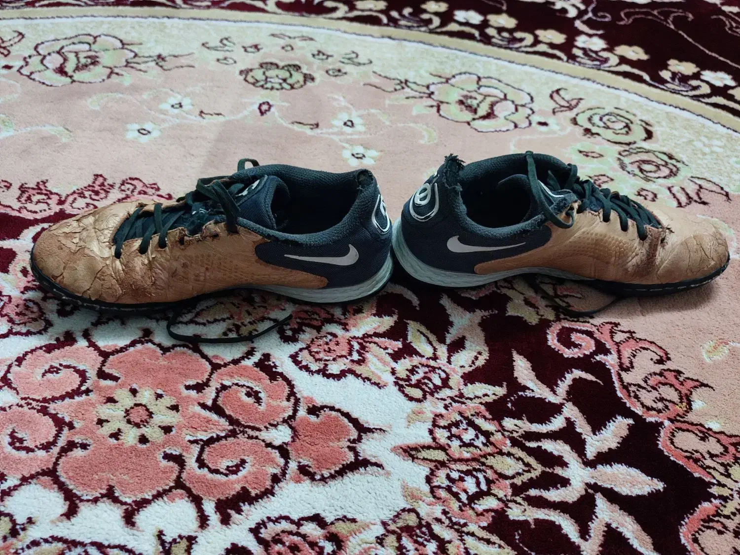 کفش سالن ، فوتسال|کیف، کفش، کمربند|مشهد, کارگران|دیوار