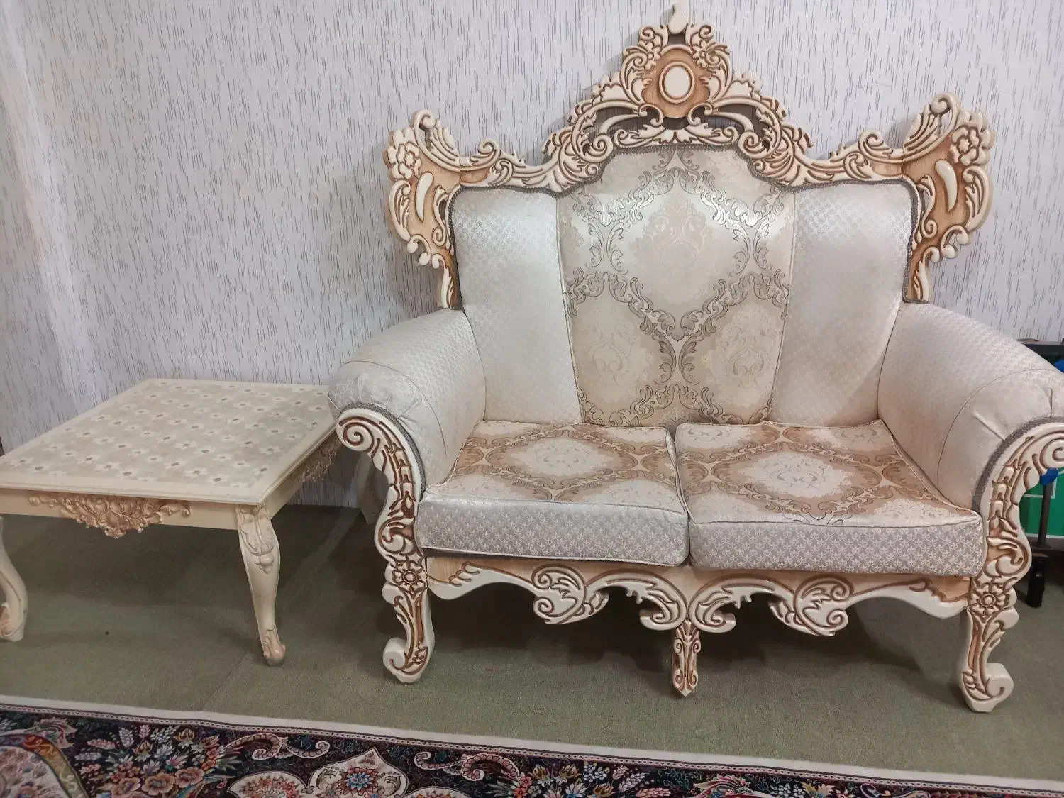 مبل ۷ نفره بدون عیب در حد نو با میز|مبلمان خانگی و میز عسلی|بابل, |دیوار